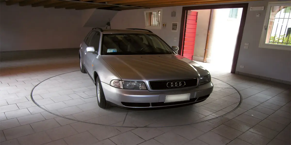 Car turntable for tight parking spaces, villas and showrooms in Dubai