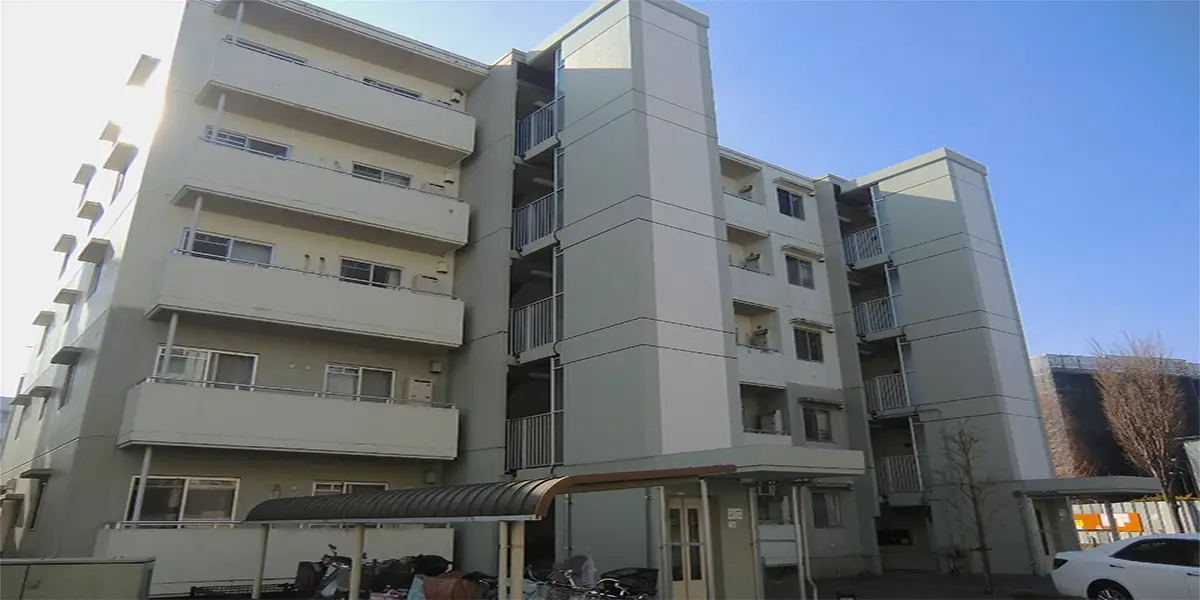 External elevator steel shaft system for building facades