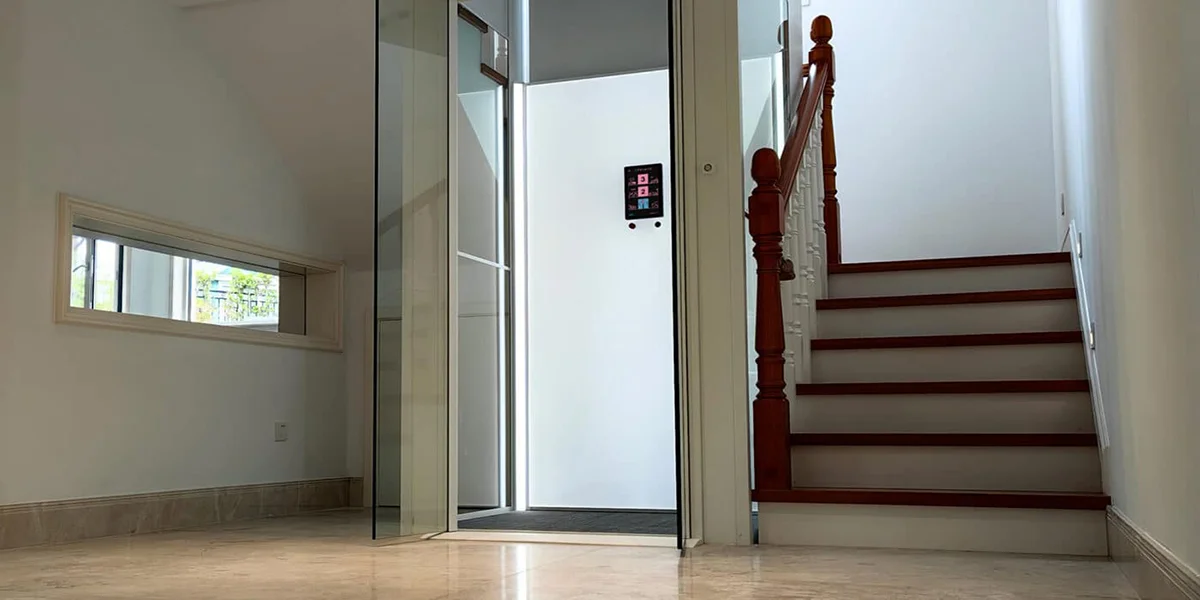 Luxury home elevator for high-end villa in UAE