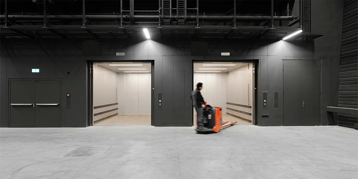 Goods loading cargo lift UAE